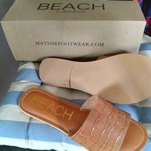 BEAUTIFUL BEACH SLIDES